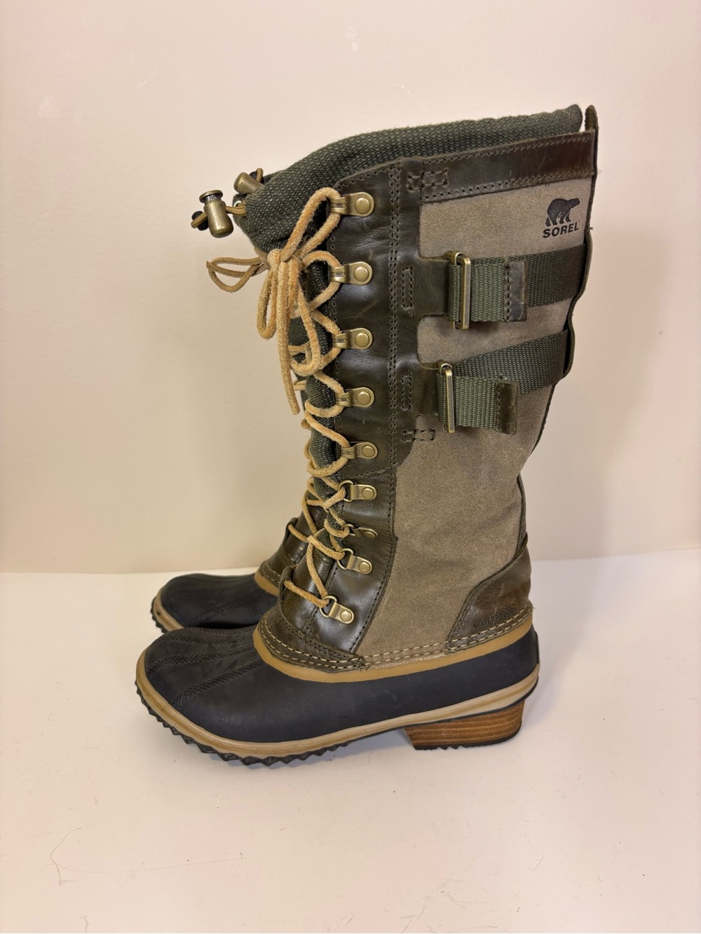 Sorel Green Suede & Leather Tall Lace-Up Waterproof Winter Boots Women’s 8